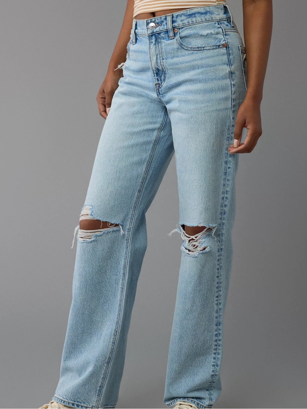 NWT AE Strigid Ripped High-Waisted Stovepipe Jean SIZE 6